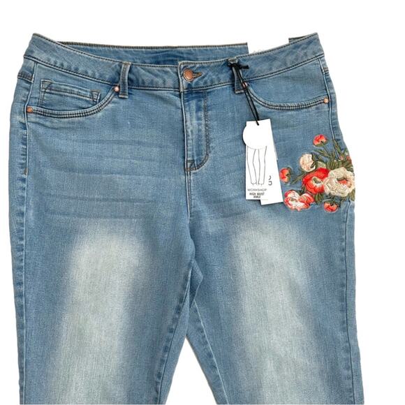 Workshop Jeans Light Wash Floral Embroidered High Rise Ankle Boho Size 10 NEW - Picture 4 of 12
